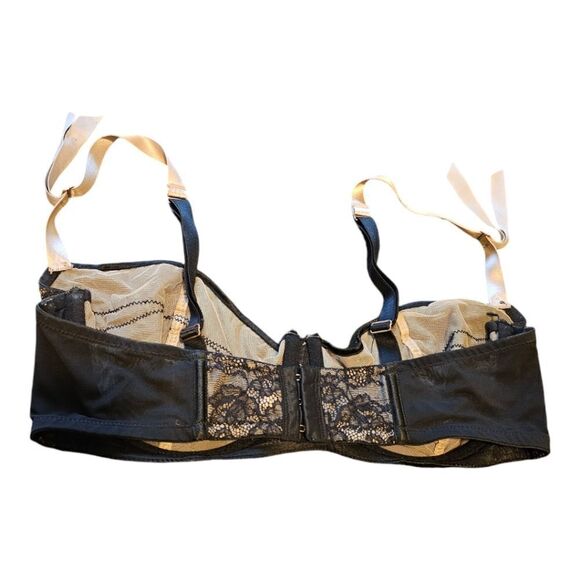 CACIQUE Delicate Lace with Cutouts Unlined Demi Bra - Size 36DDD - Picture 3 of 11